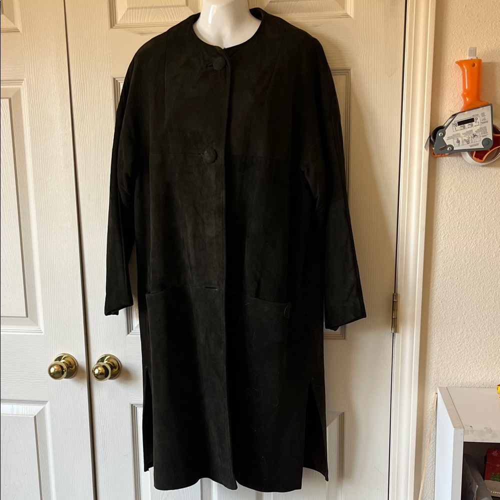 Elegant Black Suede Women's Coat 90s
